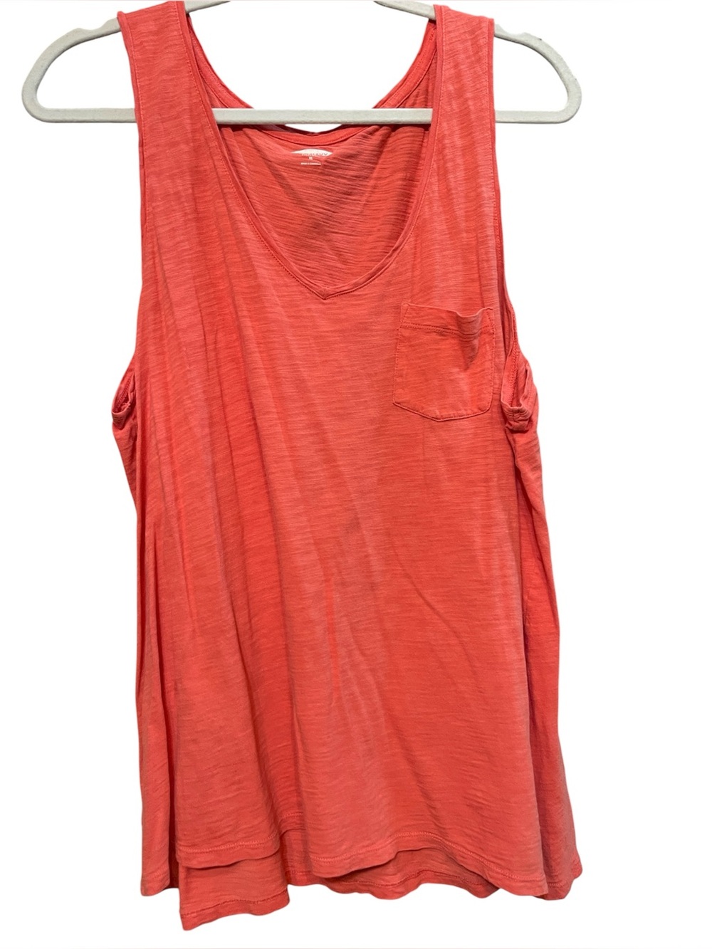Women’s Old Navy Coral Pocket Tank Top - Lightweight Sleeveless Tee